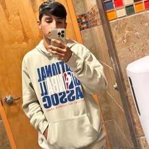 Meet your Posher, Diego